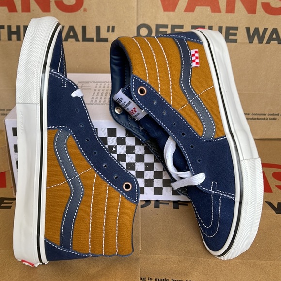 Vans Reynolds’s Navy/Golden Brown WMNS - Picture 12 of 16